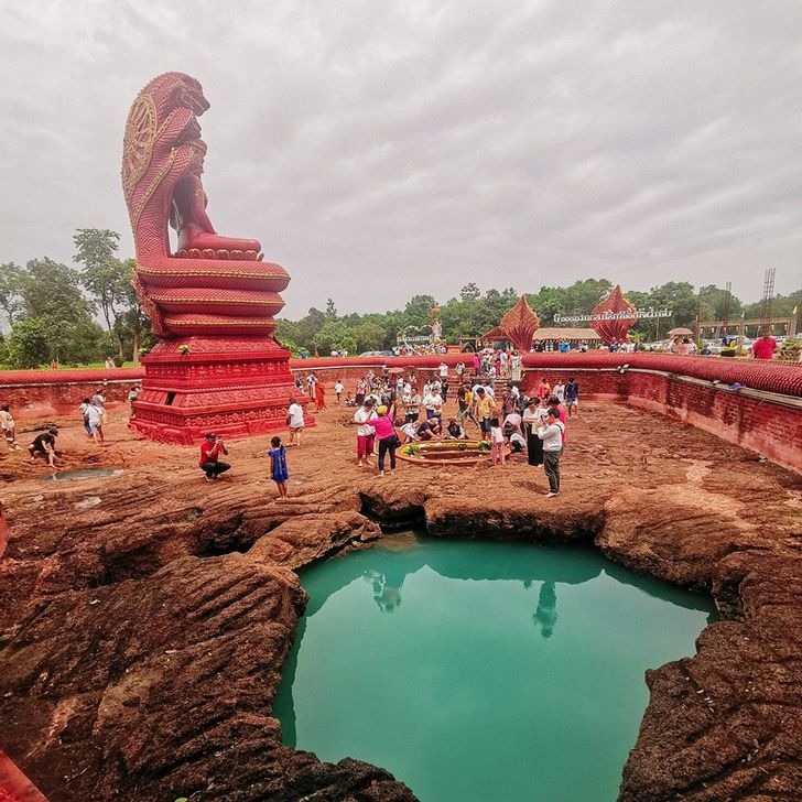 วัดป่าดงหนองตาล อุดรธานี 