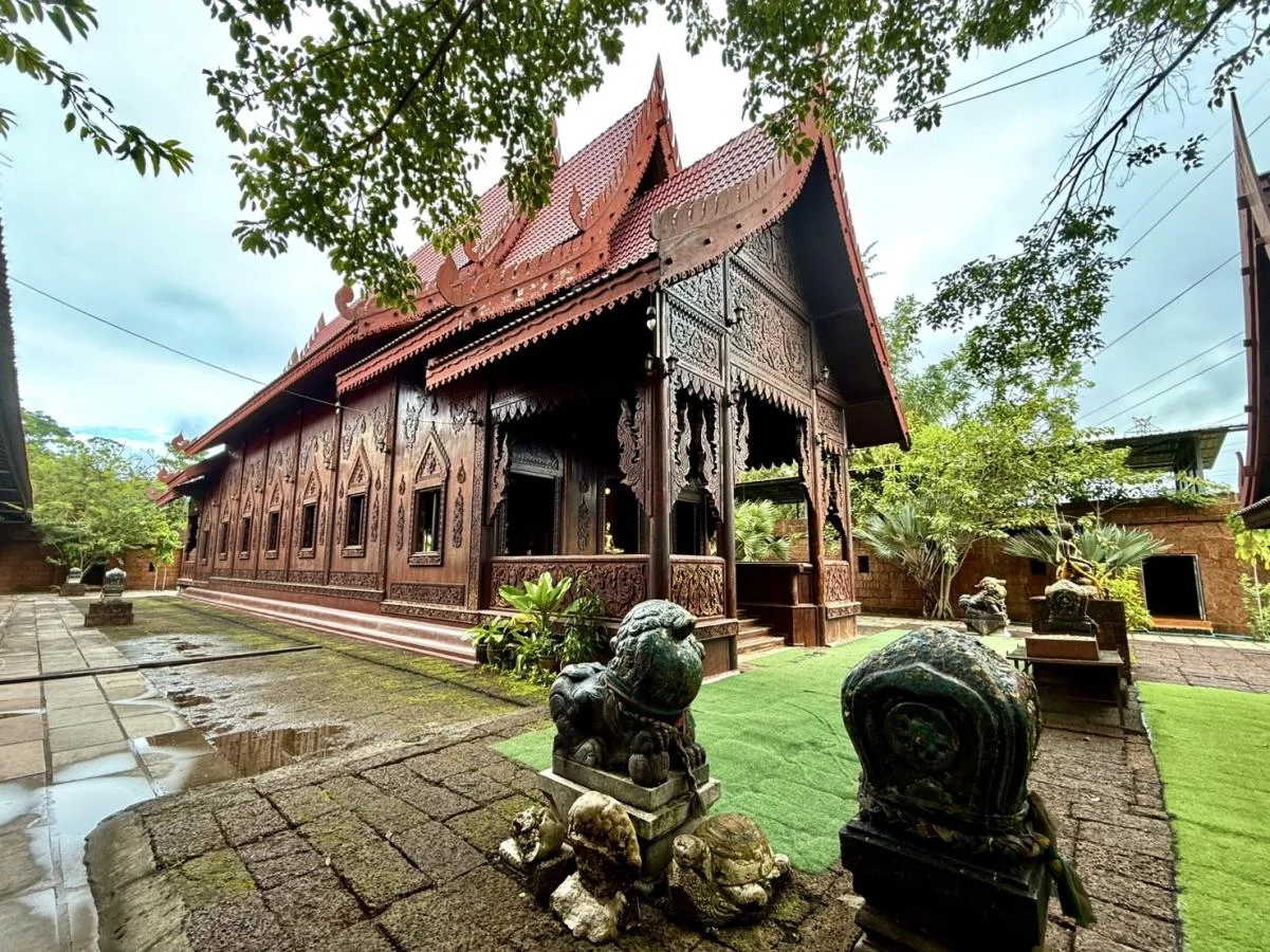 วัดอ่างสุวรรณ (วัดหนองหอย)  ประจวบคีรีขันธ์