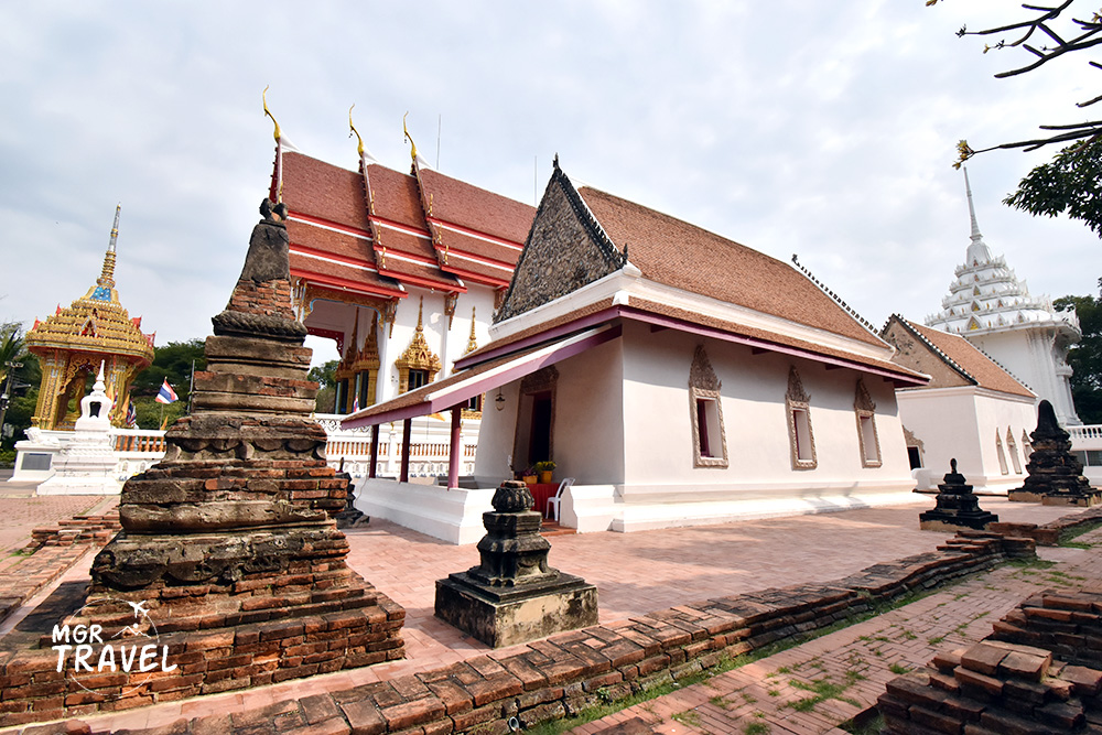 วัดชมภูเวก