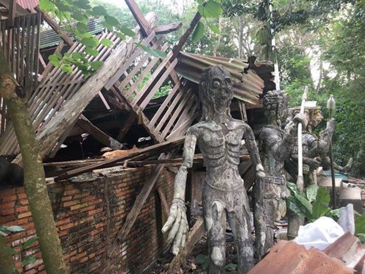 พาชมสถานที่